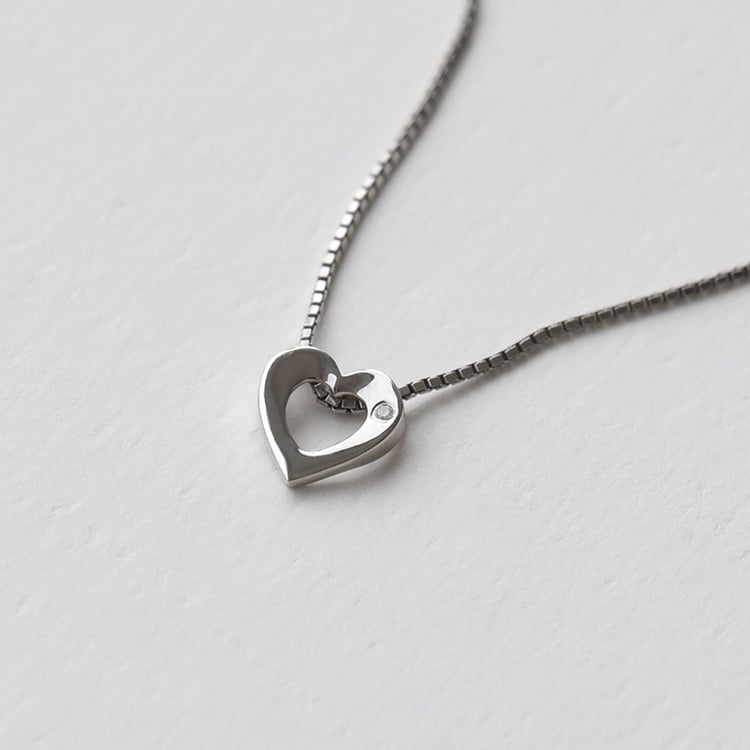 Silberner Anhänger in Herzform mit Diamant Every 72994