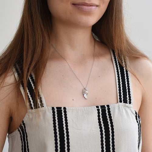 Silberner Anhänger mit Engel und einer Perle und Lab Grown Diamanten Angel