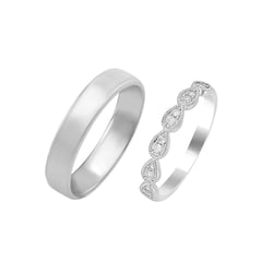 Eheringe aus einem Vintage-Ring mit Lab Grown Diamanten und einem Komfort-Ring Lacy