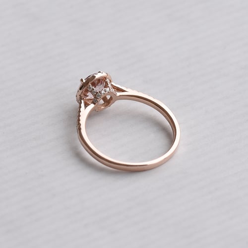 Ring aus Roségold mit Morganit und Diamanten Xana