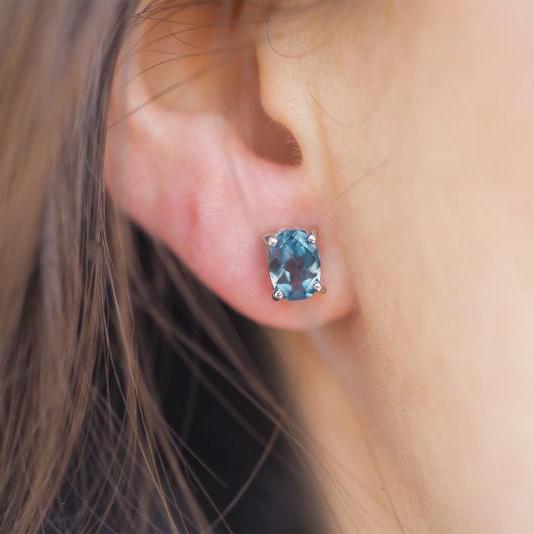 Silberne Ohrringe mit Topasen Jula 13977