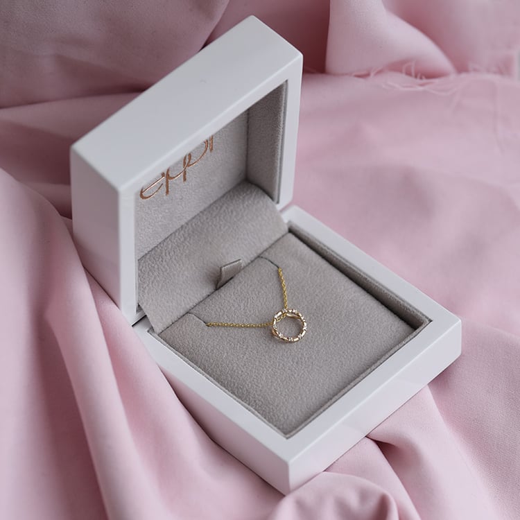 Silbernes Karma-Schmuckset mit Diamanten Lesley 73275