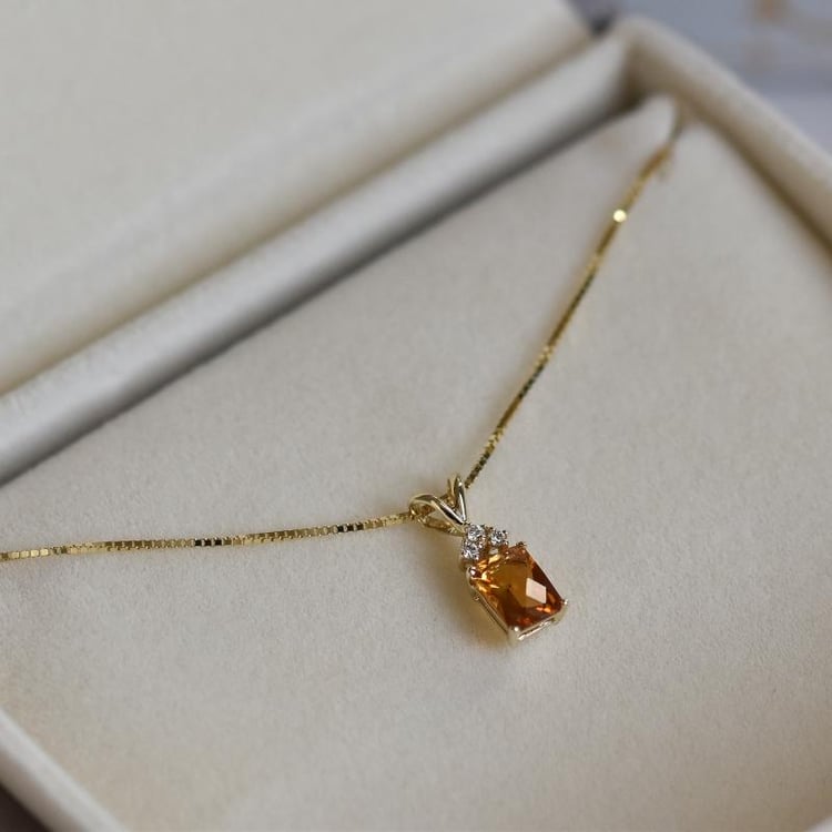 Anhänger aus Gold 26531