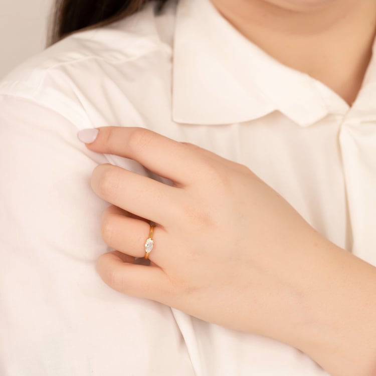 Goldring mit Halblünette Marquise-Diamanten Berenike 164573