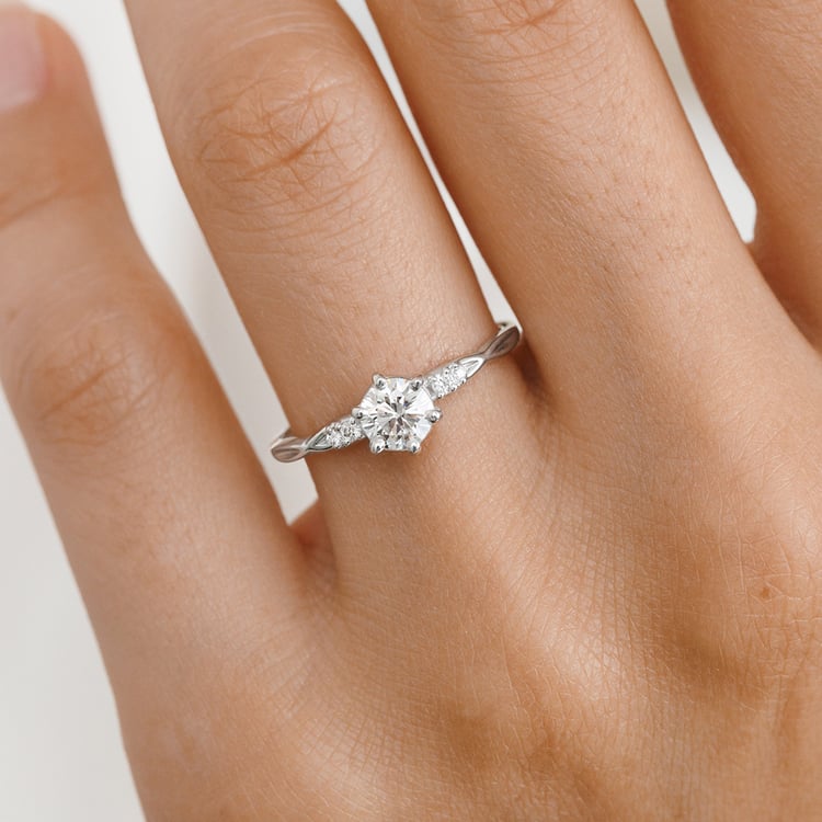 Verlobungsring aus Weissgold mit 0.5ct IGI-zertifiziertem Lab Grown Diamanten Mileva 158293