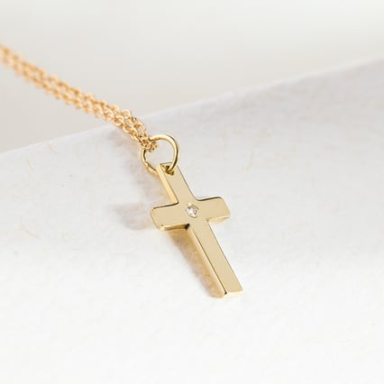 Goldenes Kreuz für Kinder mit Diamanten Elame