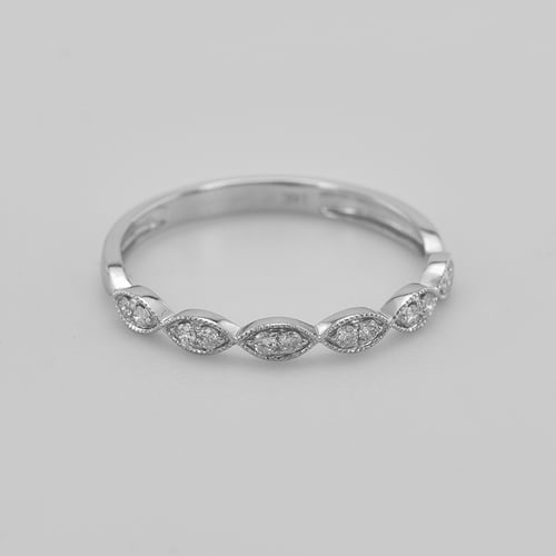 Silberner Eternity-Ring mit Lab Grown Diamanten Talita