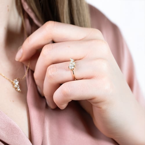 Cluster Ring mit Lab Grown Diamanten Sava