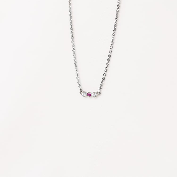 Silberne Halskette mit Mondstein, Rubin und weißem Topas Kiah 131023