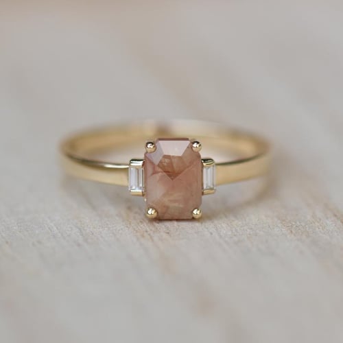 Ring mit emerald Salt and Pepper Diamant Carisa