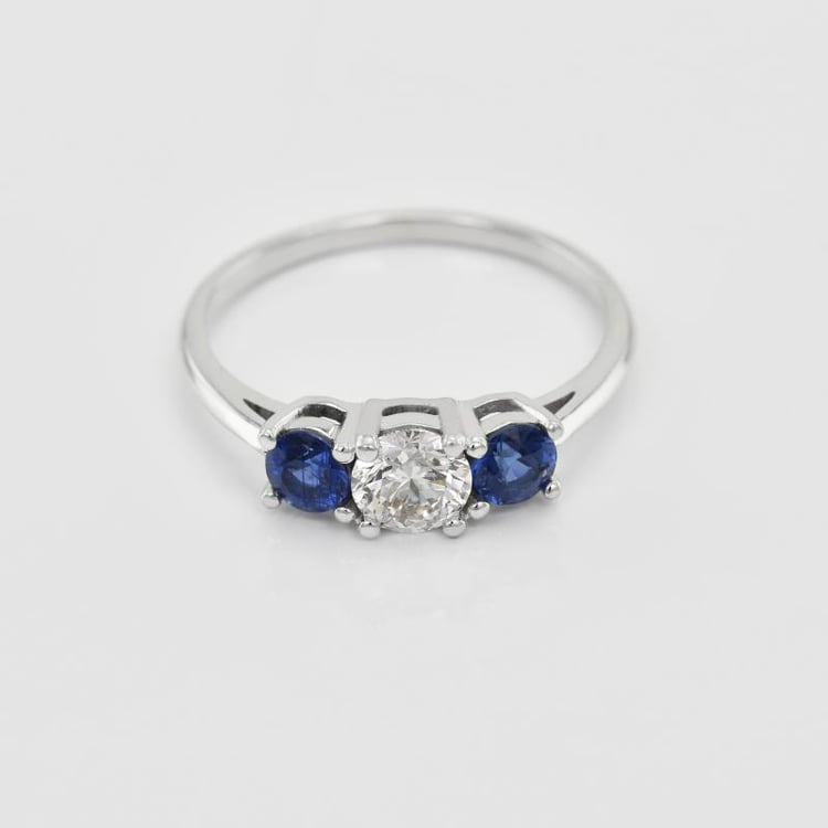 Ring mit Saphir 23962