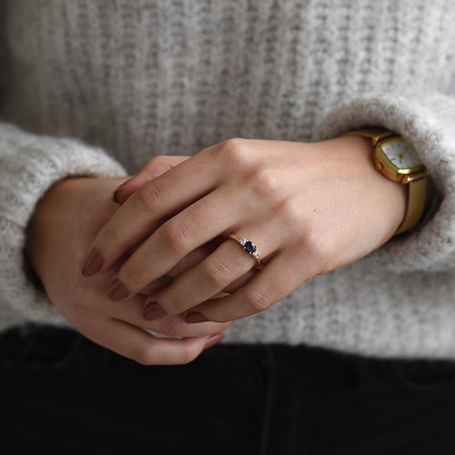 Verlobungsring mit Saphir und Diamanten Clark