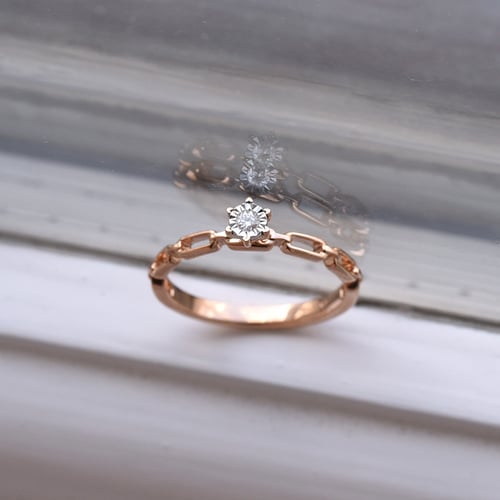 Unkonventioneller Diamantring Suzanne