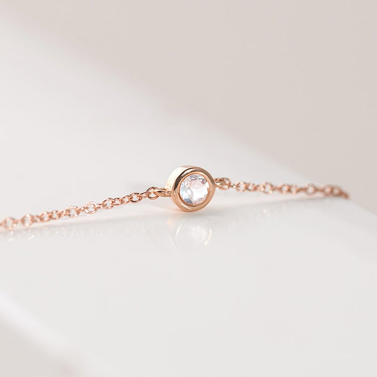 Minimalistisches Armband in Gold und mit Mondstein Bonato 152846