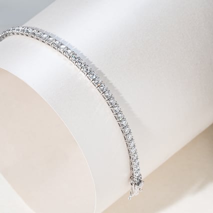 Goldenes Tennisarmband mit Lab Grown Diamanten Court