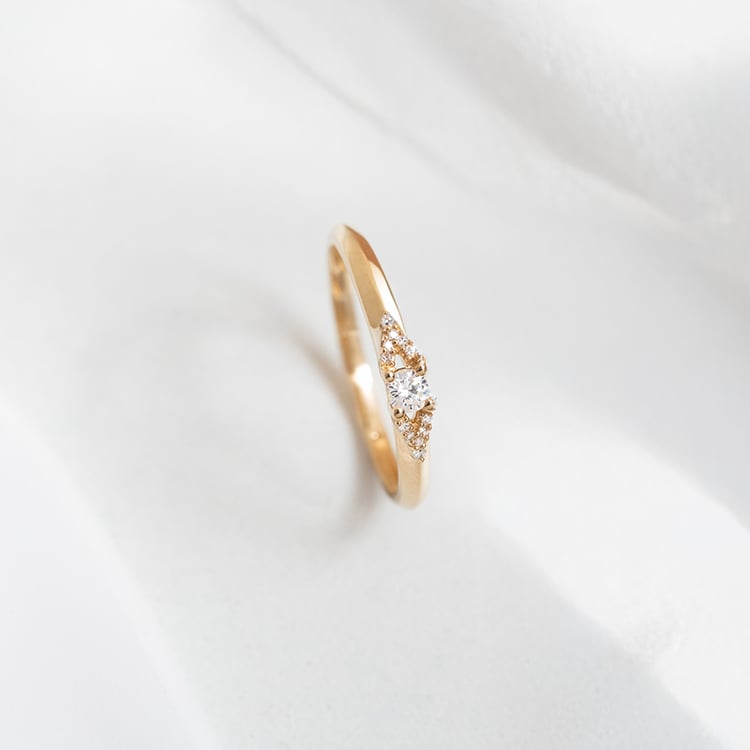 Silberner Ring mit seitlichen Lab Grown Diamanten Redely 149998