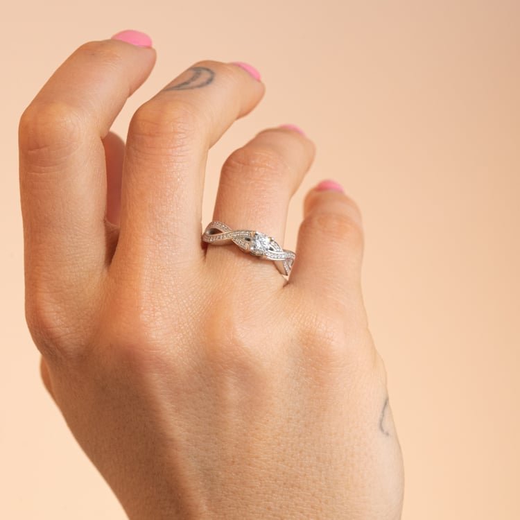 Luxuriöser Verlobungsring mit Lab Grown Diamanten Frankie 106800