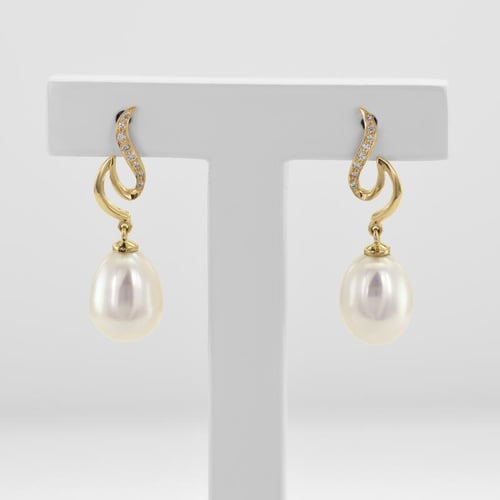 Ohrringe mit Perlen und Diamanten Gadin
