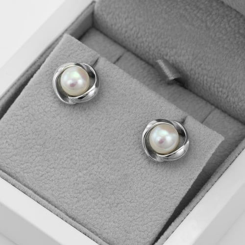 Silberne Ohrstecker mit Perlen Maria