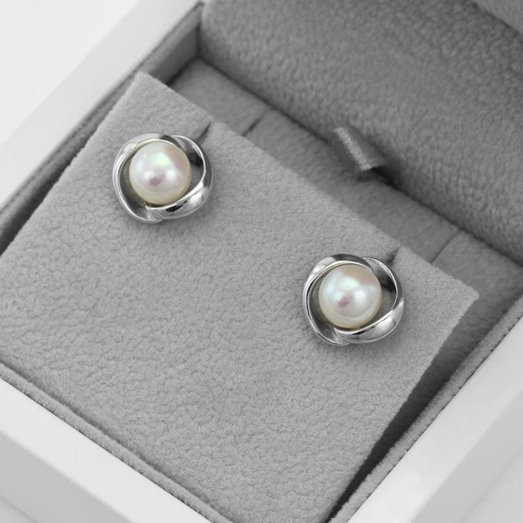 Ohrringe mit Perlen 50478