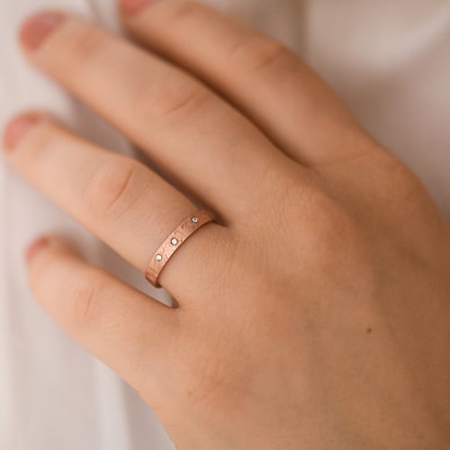 Extravagante Trauringe aus Gold mit Diamanten Alexis
