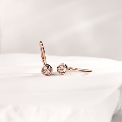 Goldene Ohrringe mit Morganiten Vega