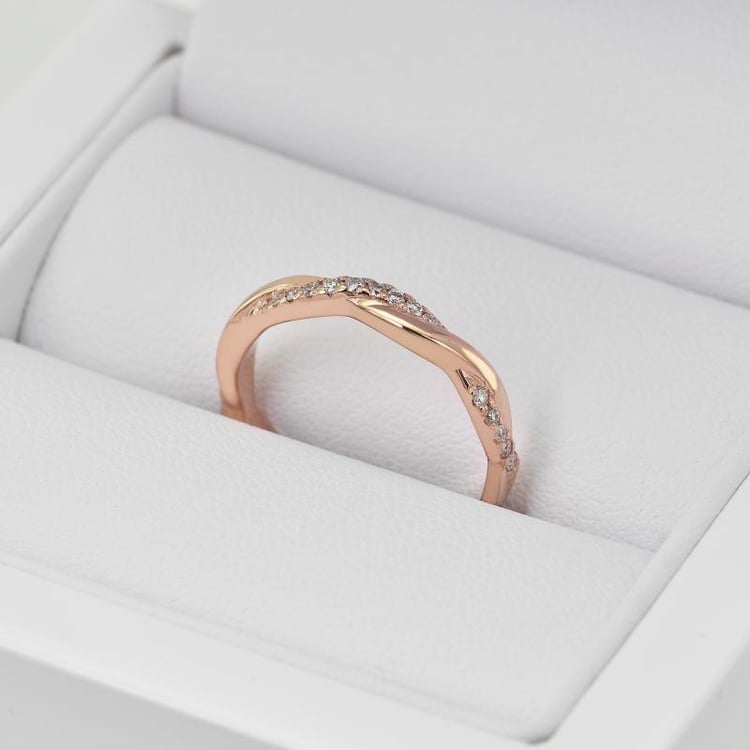 Einzigartiger Ehering mit Diamanten und klassischer Court Ring Malea 31275