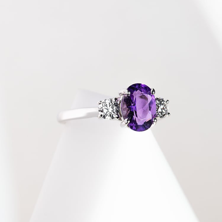 Verlobungsring mit Amethyst und Lab Grown Diamanten Brink 147578
