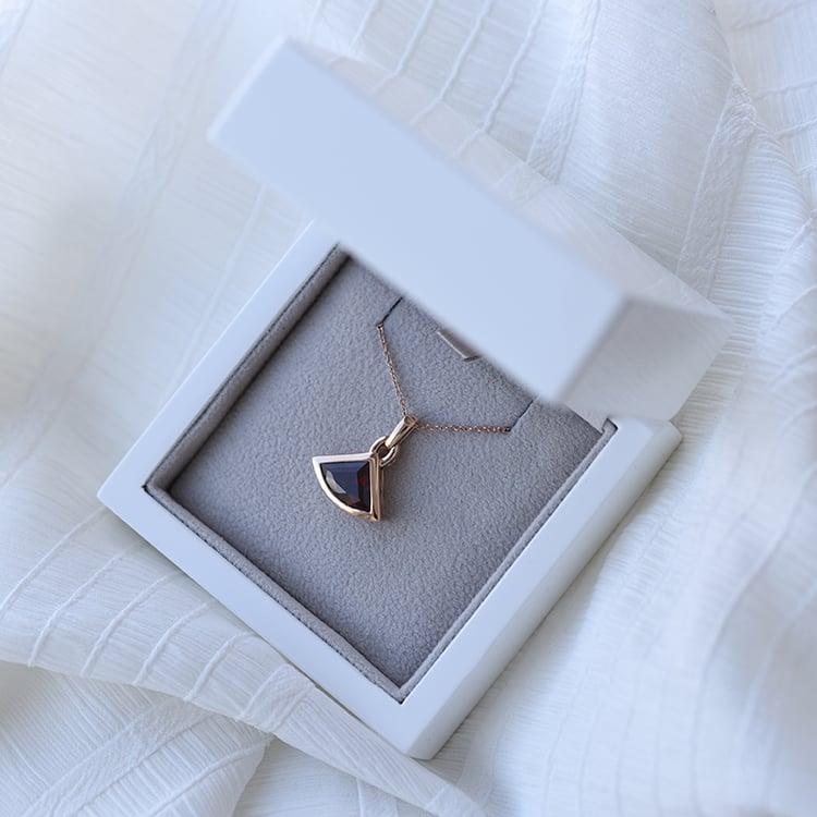 Anhänger mit Granat in Roségold Zaniah 61467