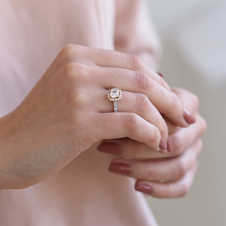 Zauberhafter Diamant Verlobungsring 61000