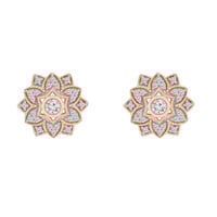 Silberne Ohrstecker mit einer Blume aus Lab Grown Diamanten Bethel