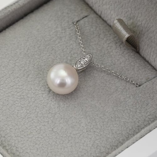 Romantische Goldene Schmuckset mit Perlen und Diamanten Glaume