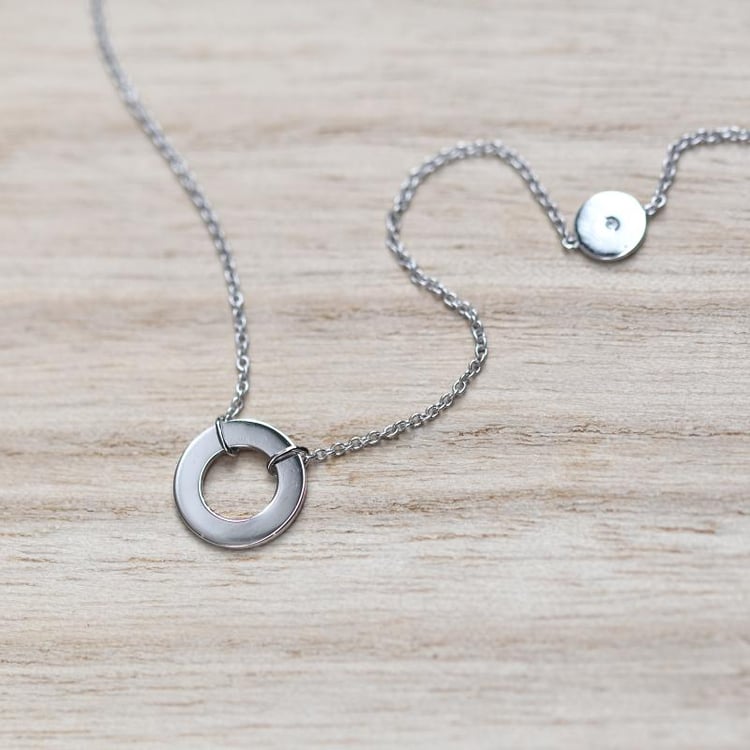 Moderne Halskette aus Gold mit Diamanten Emelda 49832