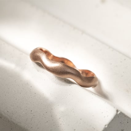 Ring aus mattem Roségold für Herren Keller