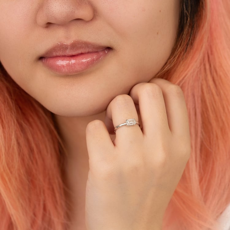 Goldring mit Halblünette Diamanten in Emerald-Form Pompeia 164548