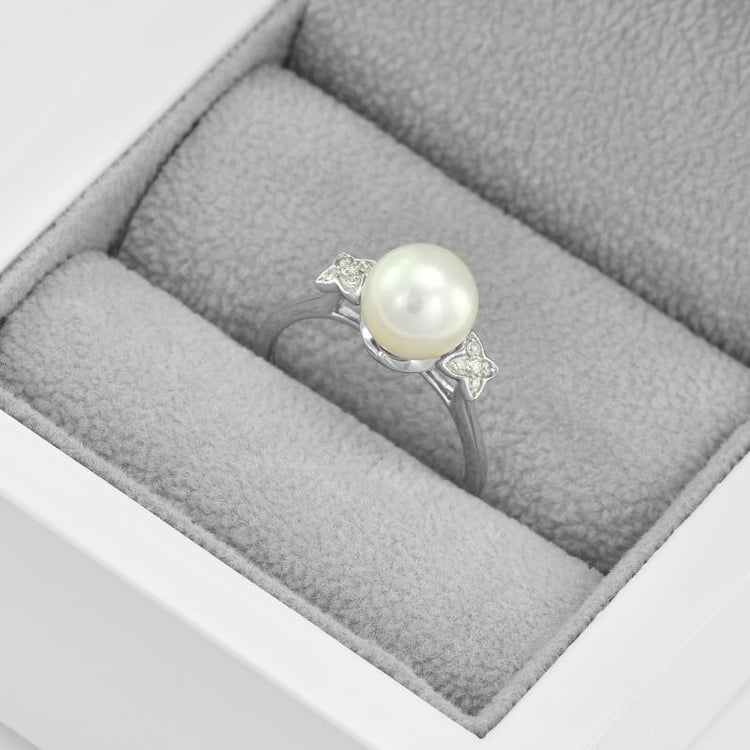 Diamantring mit Perle in Eppi-Geschenkbox 45139