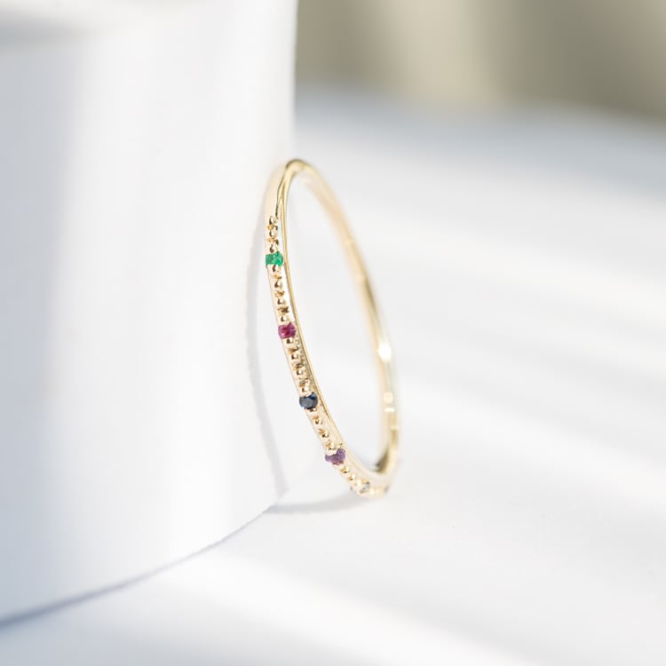 Minimalistischer Ring mit Edelsteinen Ihrer Wahl Tess 144597