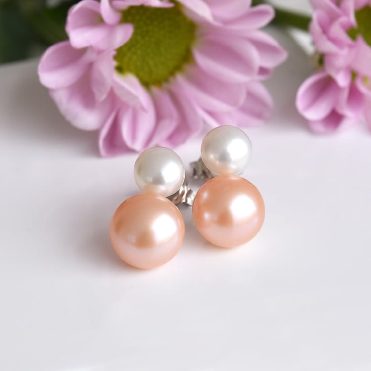 Ohrringe mit weißen und pfirsichfarbenen Perlen Hedda 83238