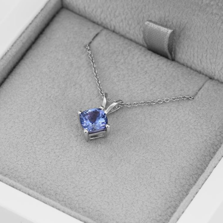 Goldene Kollektion von Schmuck mit Tansaniten Prentum 51084