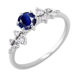 Verlobungsring mit Saphir und Diamanten Olha