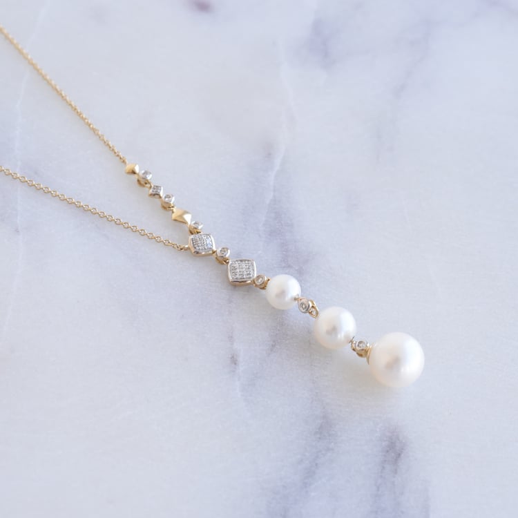 Elegante Kette mit Perlen und Diamanten Caitie 87198