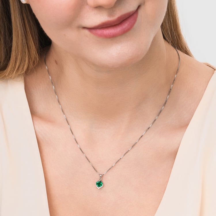 Silberner Anhänger mit simulierten Smaragden Angela 165662