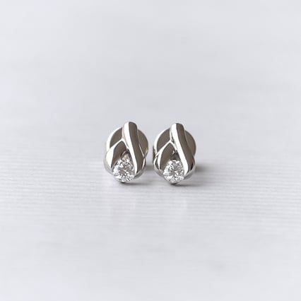 Dezente Ohrstecker mit Lab Grown Diamanten Fox