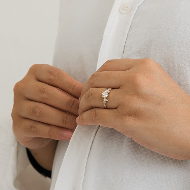 Verlobungsring mit Diamanten Olha 138522