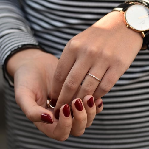 Halb-Eternity aus Gold mit Baguette Diamanten Vamala