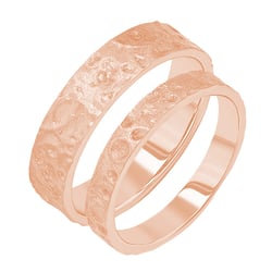 Eheringe mit atypischer Oberfläche Lays