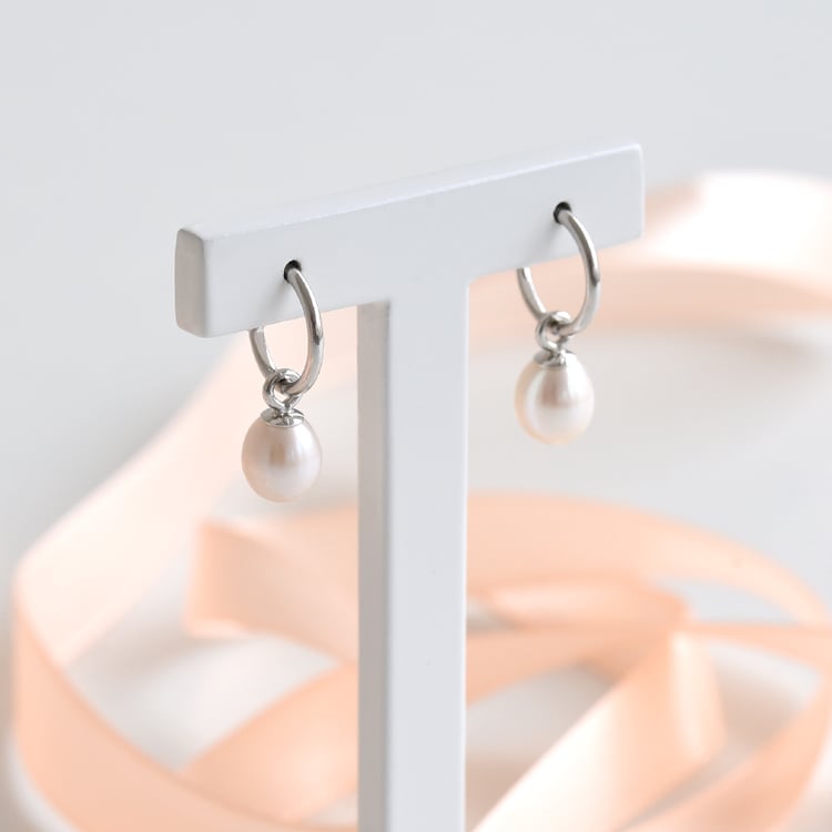 Silberne Hängeohrringe mit Perlen Coco 78016