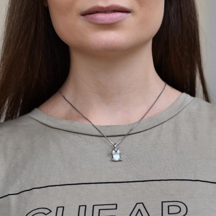 Silberner Anhänger mit Opal 30731