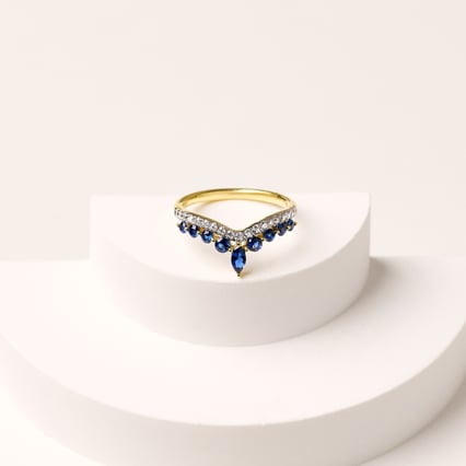 Luxuriöser Goldring mit Saphiren und Naturdiamanten Richa