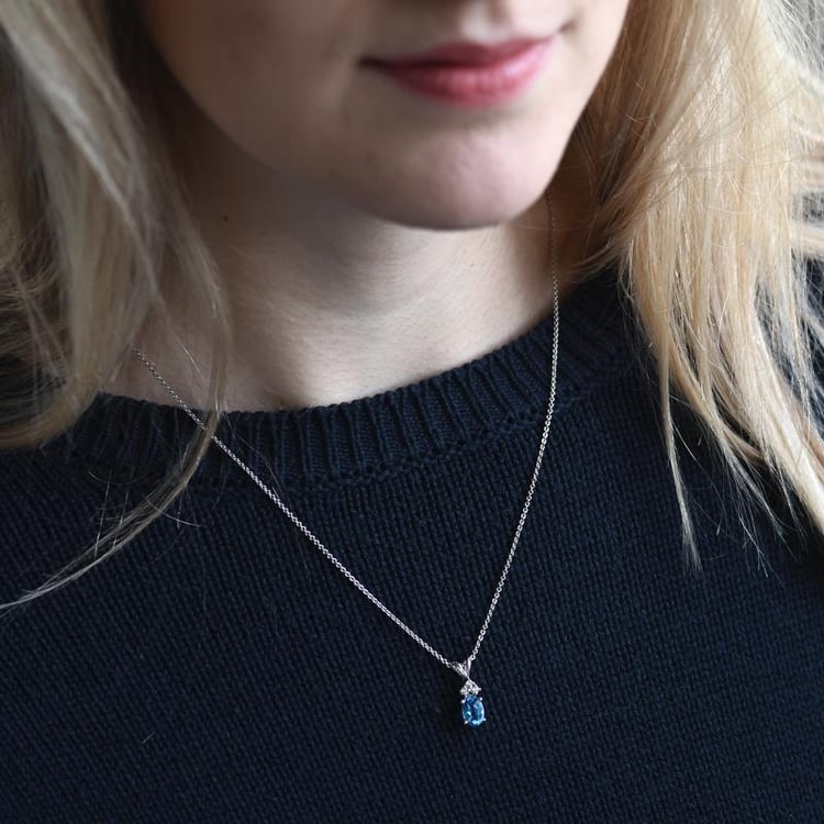 Goldkette mit Topas 51475